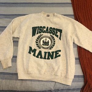 Fruit of the Loom Wiscasset Maine sweatshirt
